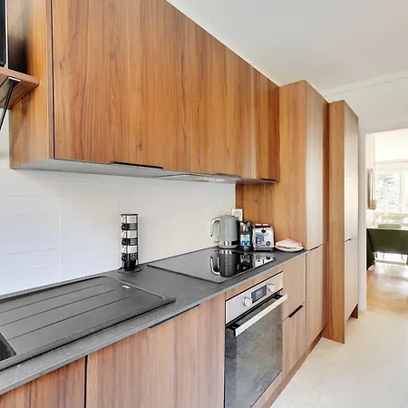 Bright - 2br-4p- *