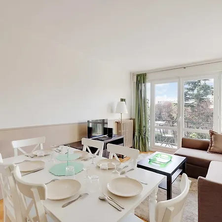 Bright - 2br-4p- Apartmán Suresnes