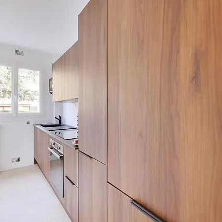 Apartmán Bright - 2br-4p- Suresnes